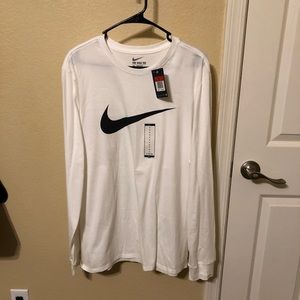 Long Sleeve Nike tee